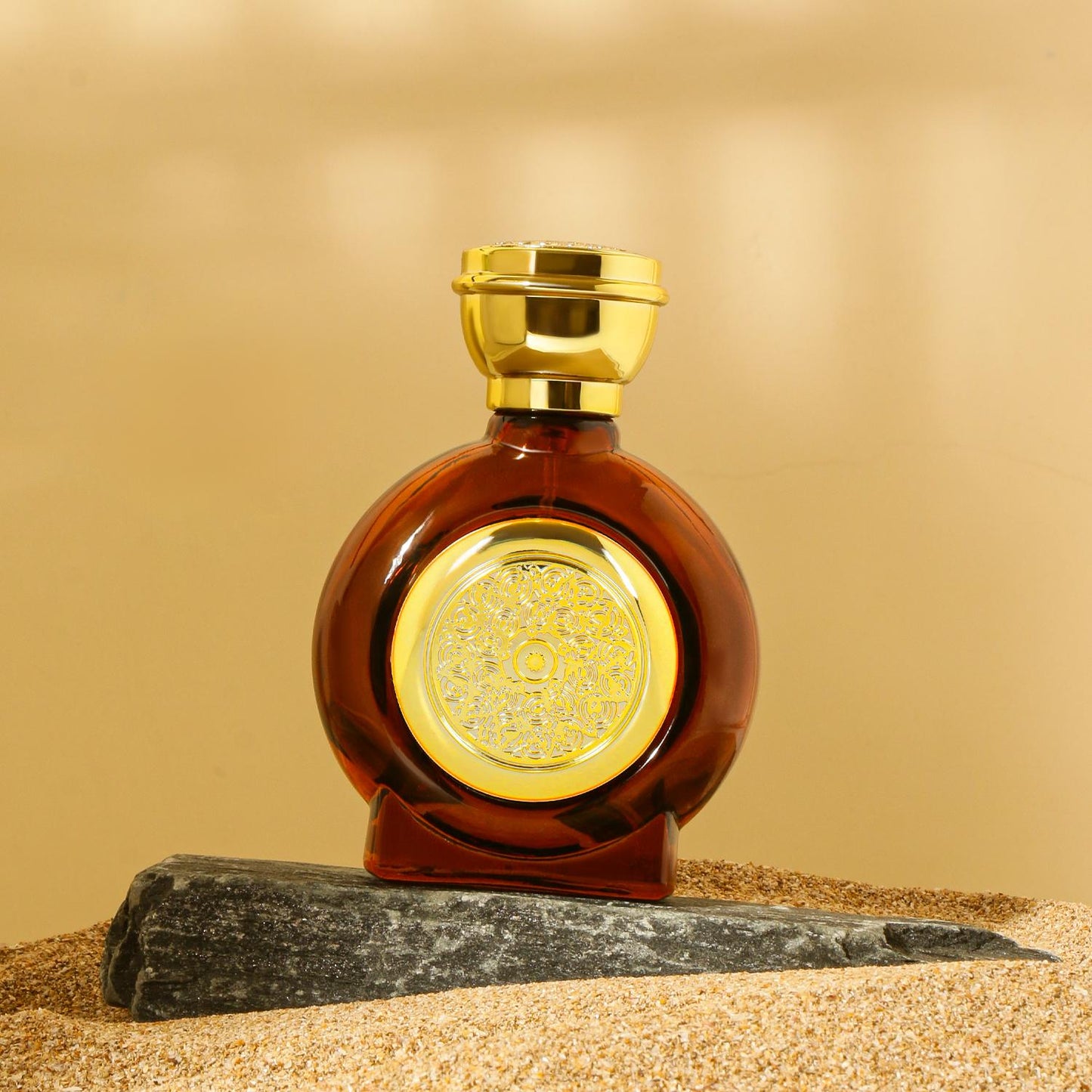 Roja: Masculine Fragrance for Bold and Confident Men